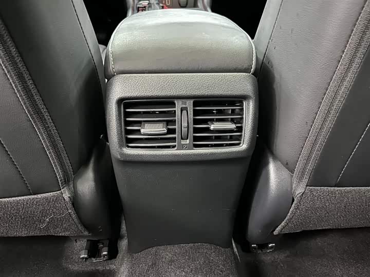 Фото 15 - Nissan Sylphy