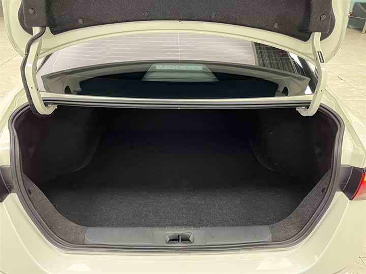 Фото 16 - Nissan Sylphy