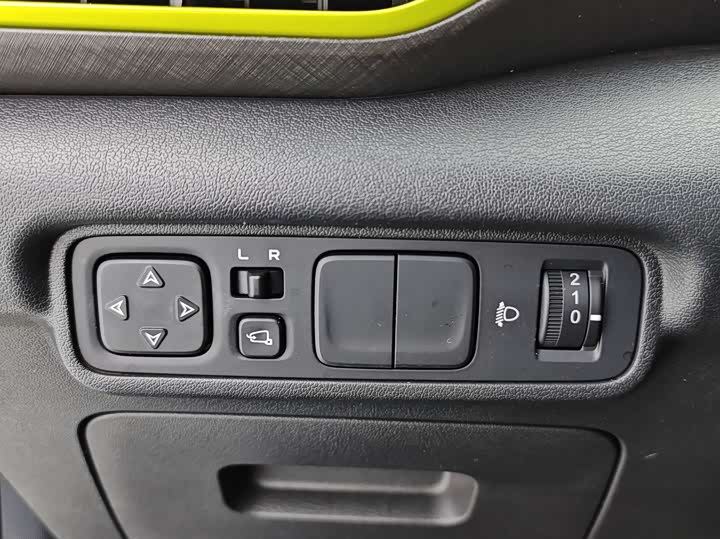 Фото 17 - Changan UNI-T