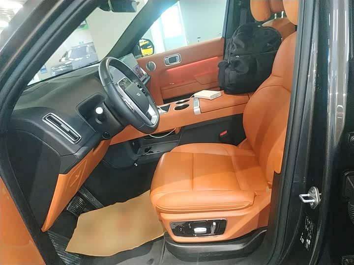 Фото 15 - LiXiang L7