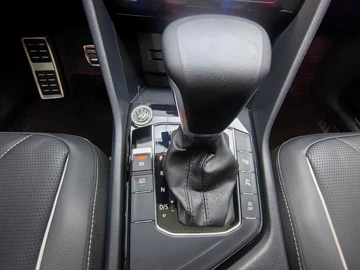 Фото 15 - Volkswagen Tiguan L Pro