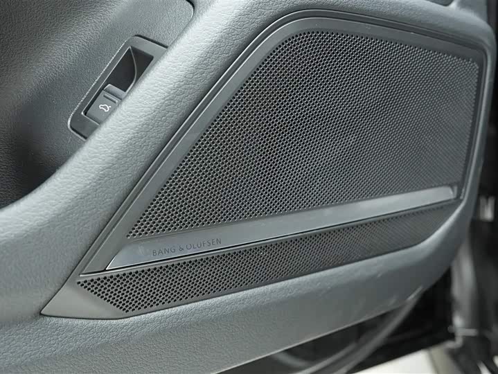 Фото 16 - Audi RS 6