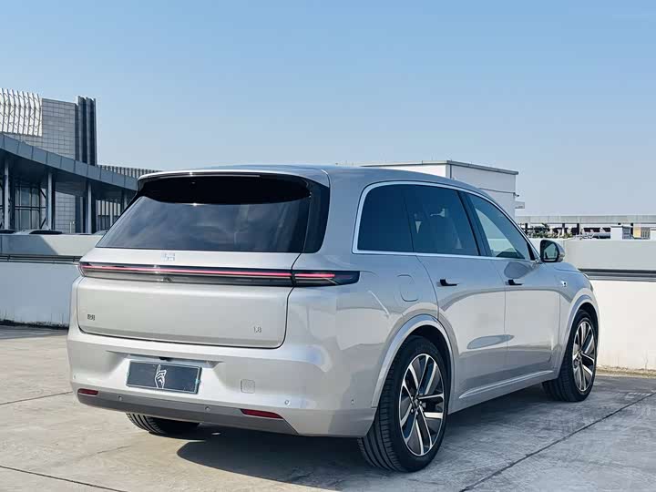 Фото 8 - LiXiang L8