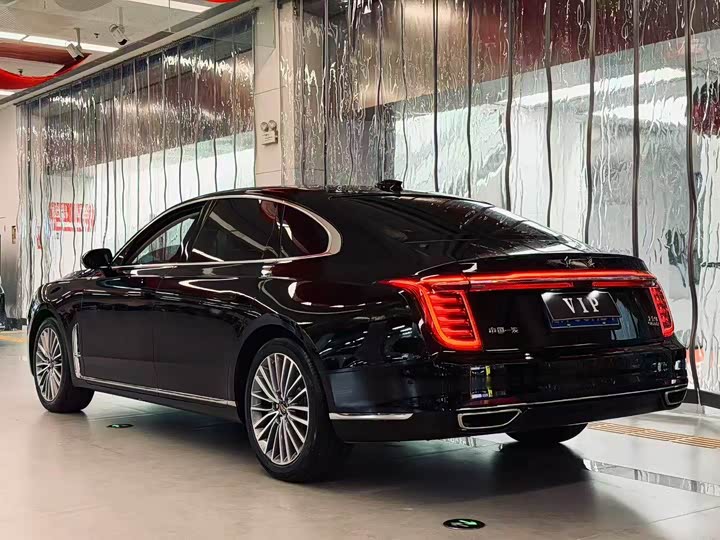 Фото 9 - Hongqi H9