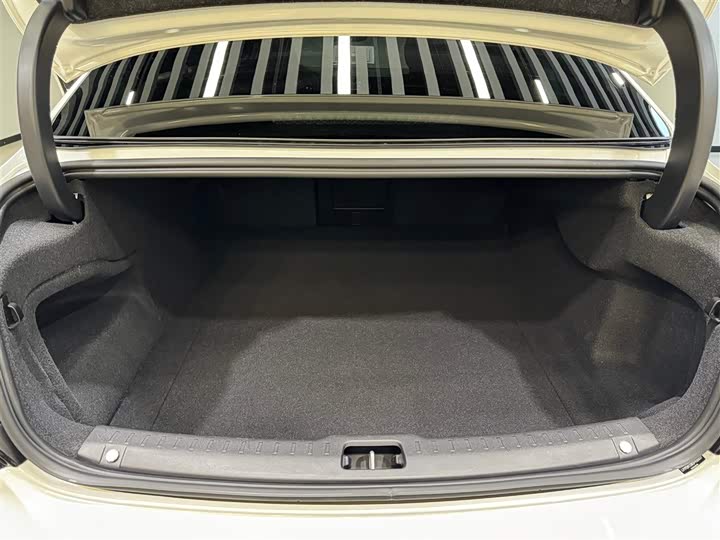 Фото 26 - Volvo S90