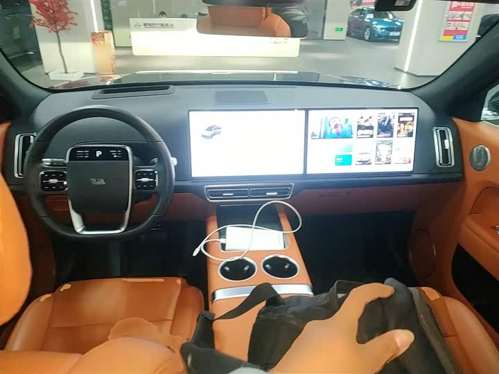 Фото 10 - LiXiang L7