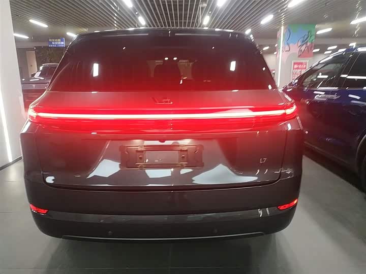 Фото 6 - LiXiang L7