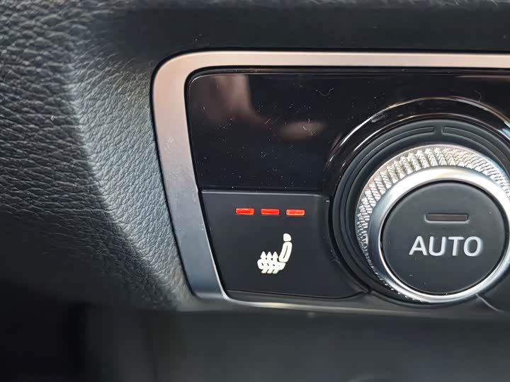 Фото 13 - Audi Q3