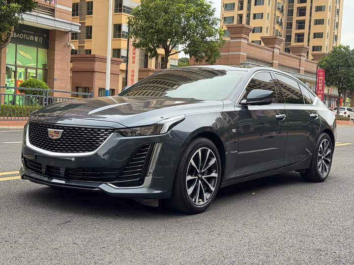 Фото 1 - Cadillac CT5