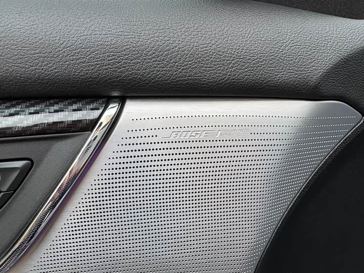 Фото 16 - Cadillac CT5