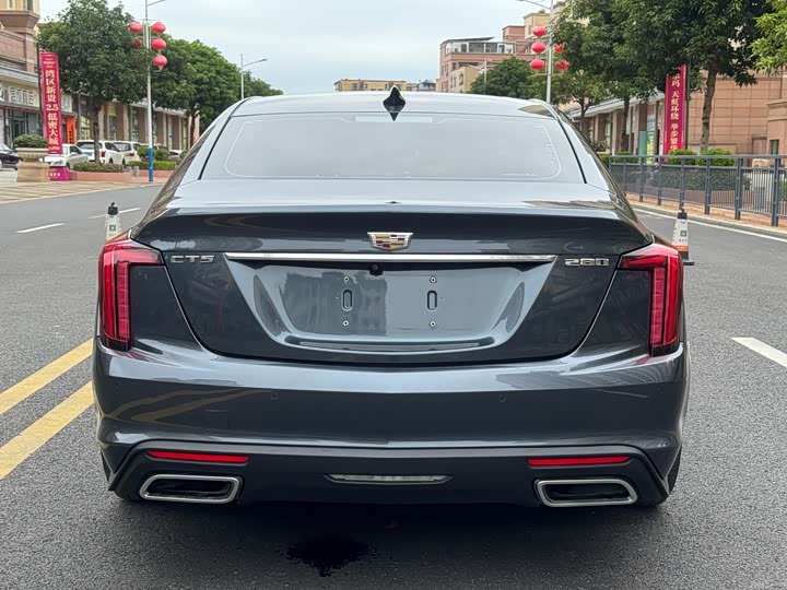 Фото 28 - Cadillac CT5