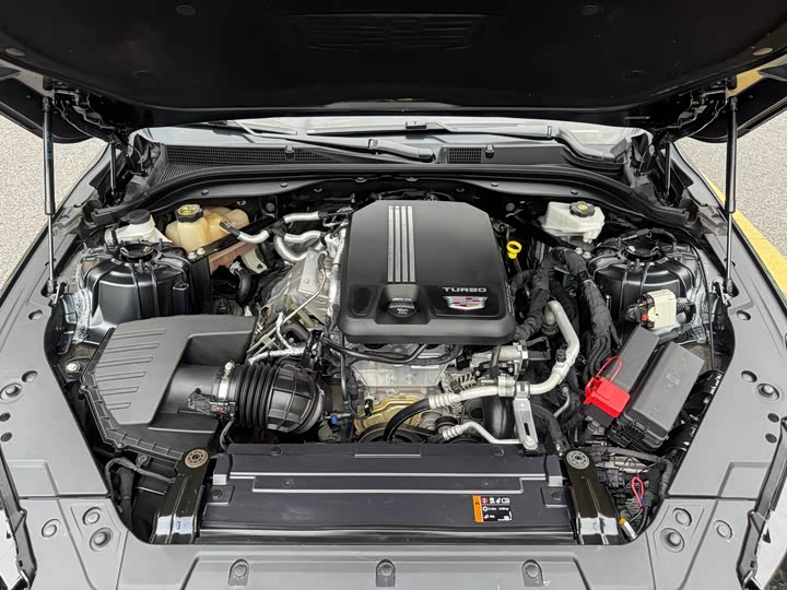 Фото 30 - Cadillac CT5