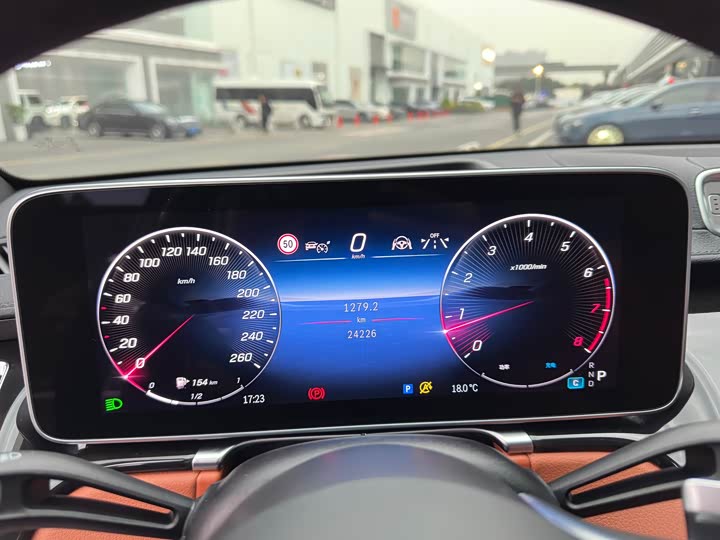 Фото 17 - Mercedes-Benz Maybach S-Class