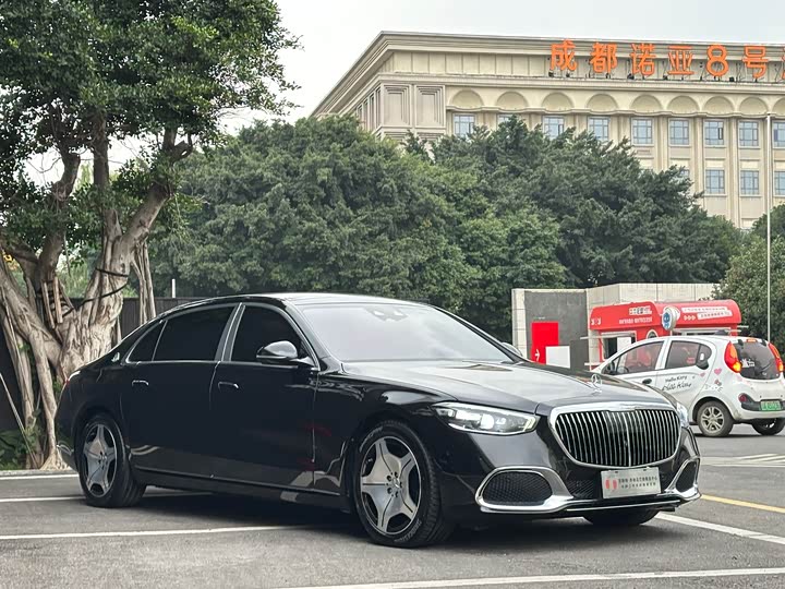 Фото 3 - Mercedes-Benz Maybach S-Class