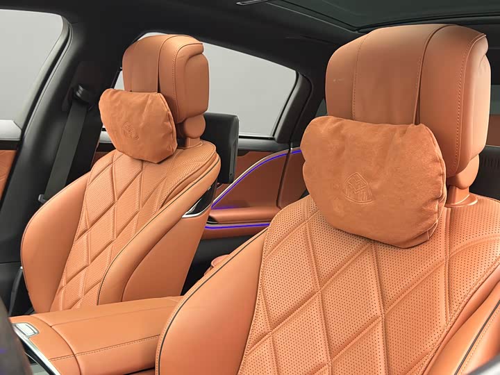 Фото 6 - Mercedes-Benz Maybach S-Class