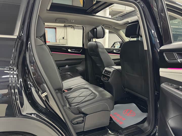 Фото 27 - Volkswagen Teramont Pro