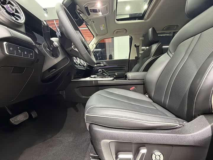 Фото 8 - Tank 300