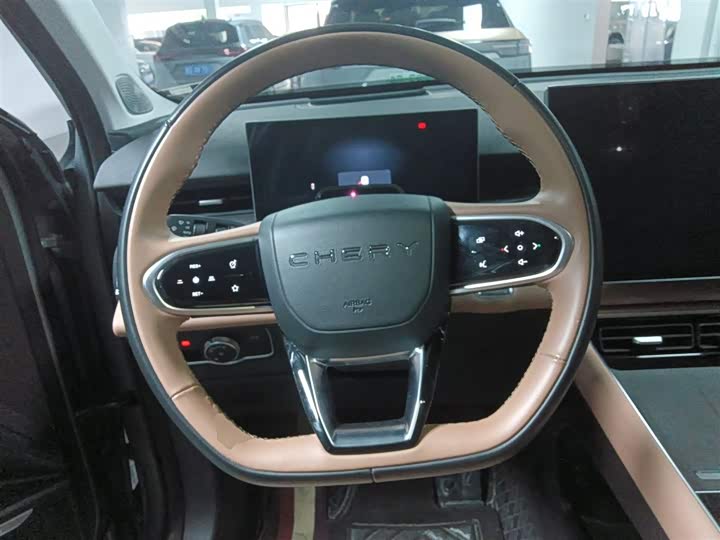 Фото 11 - Chery Tiggo 8L