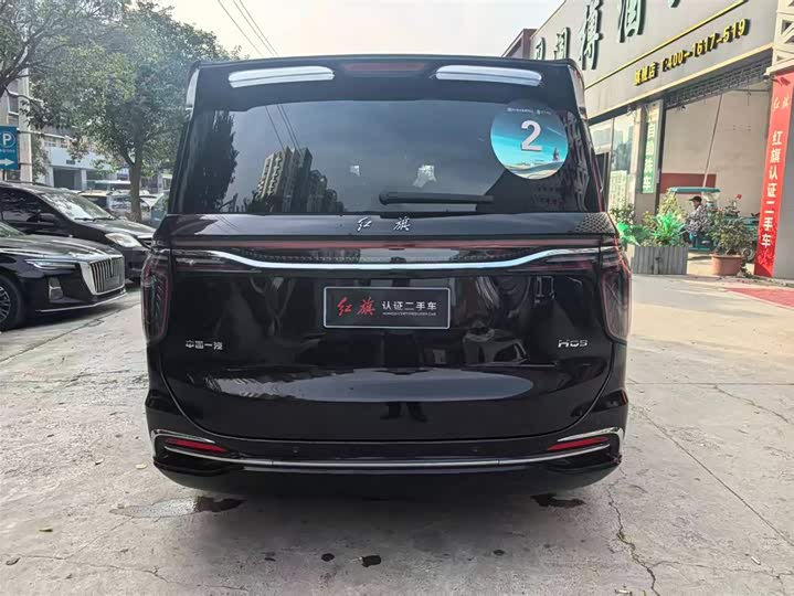 Фото 9 - Hongqi HQ9