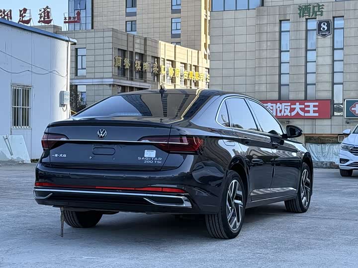 Фото 9 - Volkswagen Sagitar L