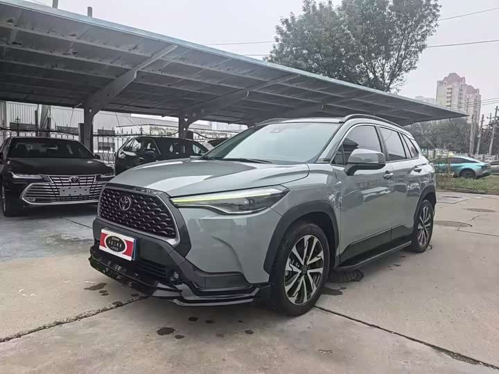 Фото 1 - Toyota Corolla Cross