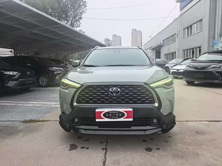 Фото 2 - Toyota Corolla Cross