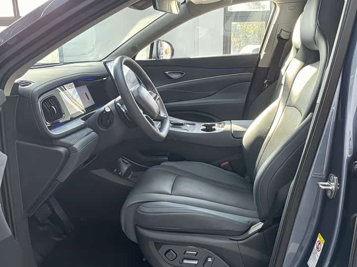 Фото 7 - BYD Sea Lion 07 DM-i Hybrid