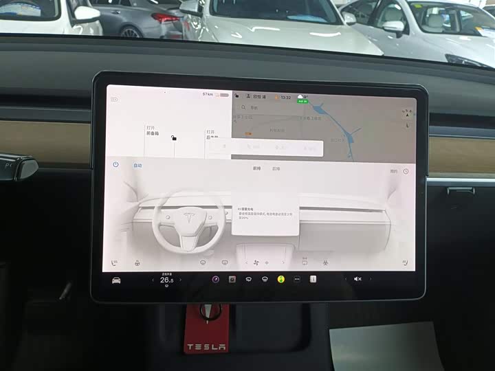 Фото 13 - Tesla Model Y