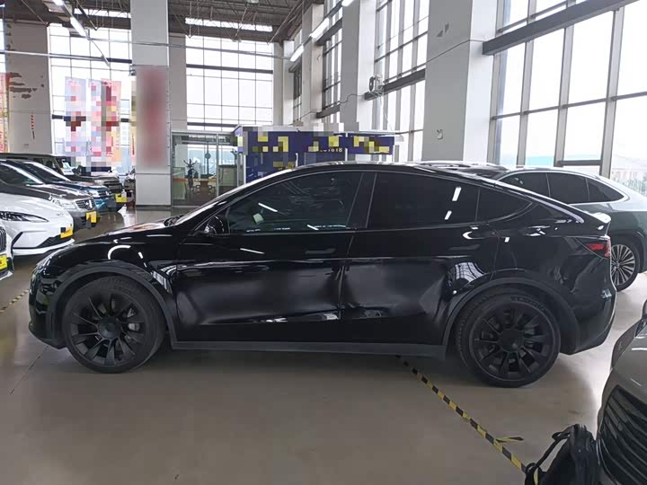 Фото 5 - Tesla Model Y