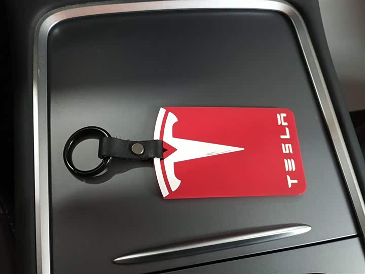 Фото 9 - Tesla Model Y