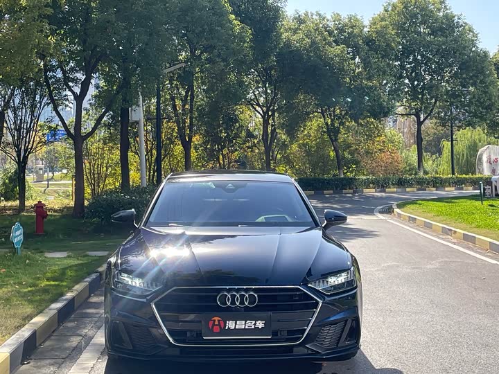 Фото 2 - Audi A7
