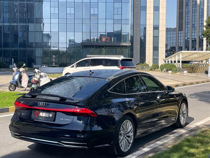 Фото 6 - Audi A7