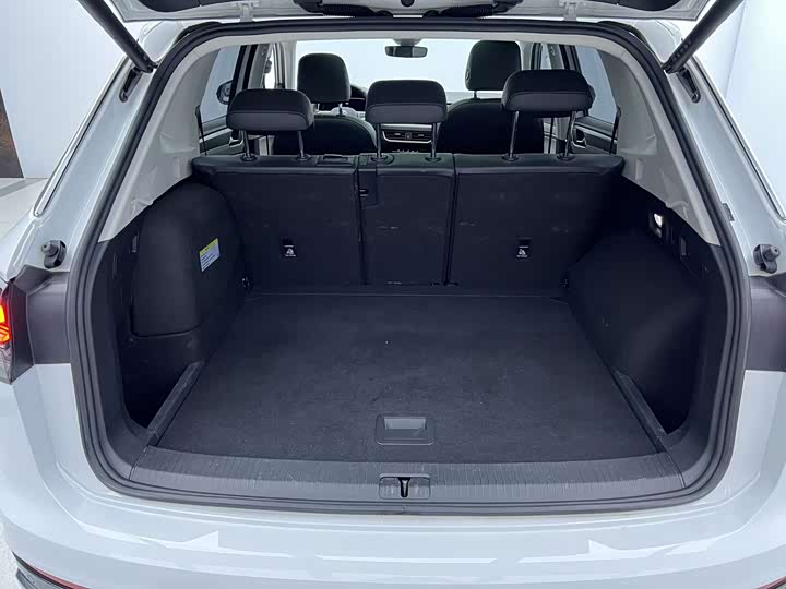 Фото 29 - Volkswagen Tayron GTE Hybrid