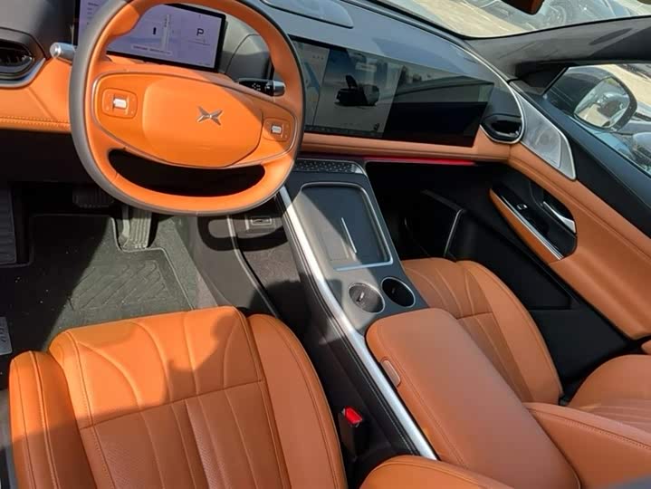 Фото 6 - XPeng G9