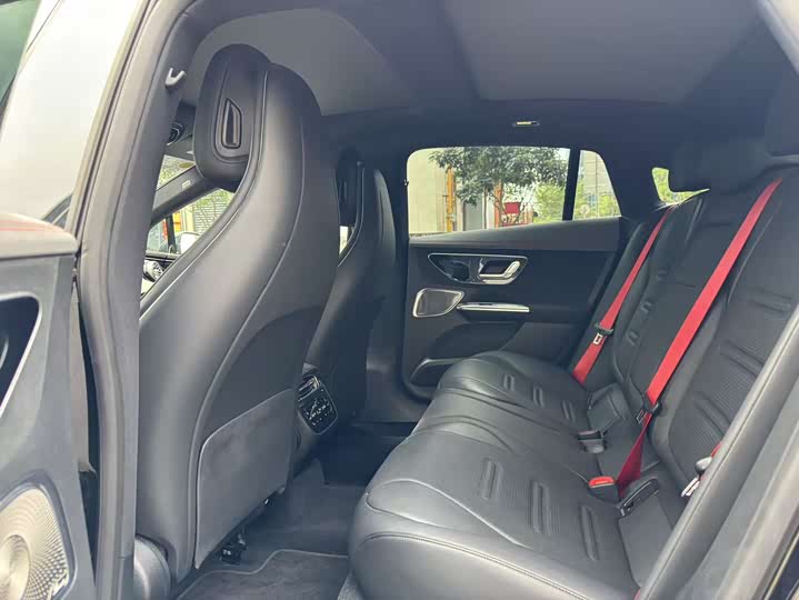 Фото 11 - Mercedes-Benz EQE AMG