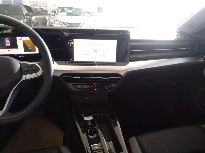 Фото 13 - Volkswagen Lamando L