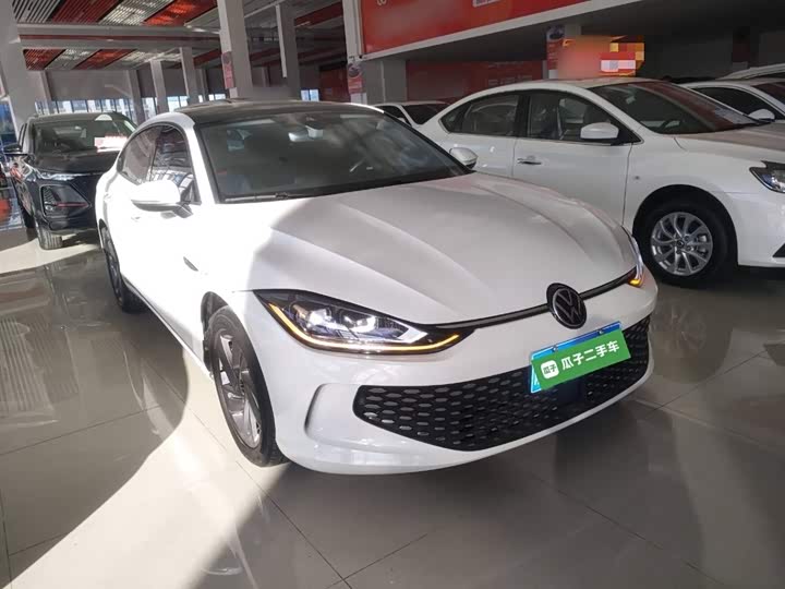 Фото 4 - Volkswagen Lamando L