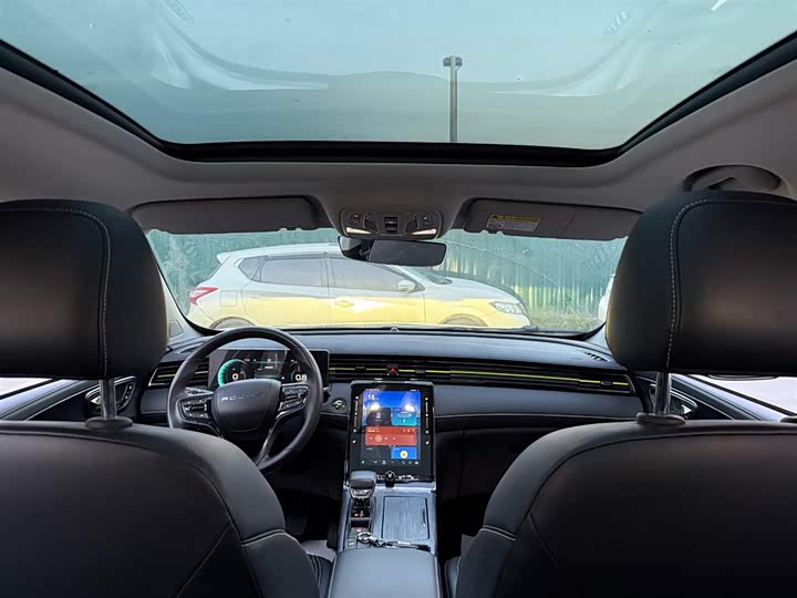 Фото 11 - Roewe RX5