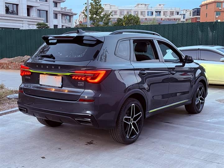 Фото 9 - Roewe RX5