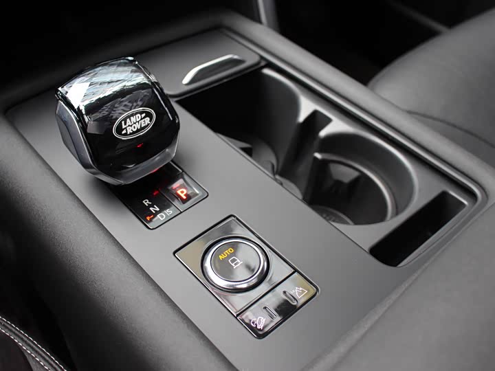 Фото 13 - Land Rover Discovery