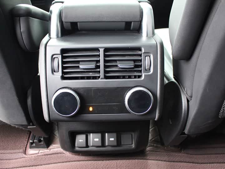 Фото 17 - Land Rover Discovery