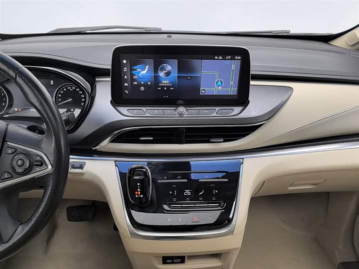 Фото 12 - Buick GL8 ES