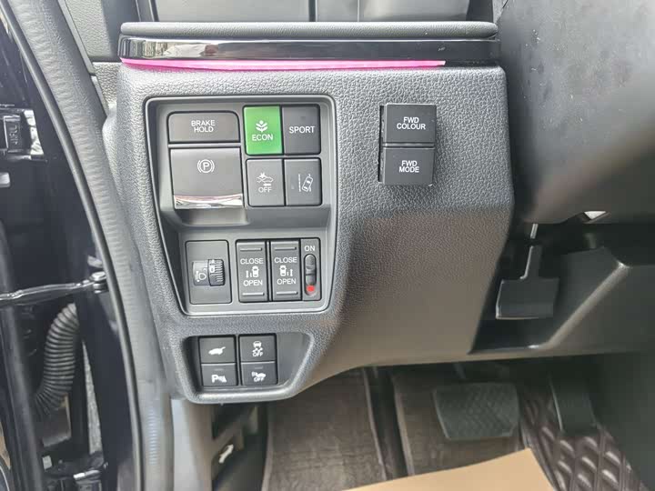 Фото 20 - Honda Odyssey