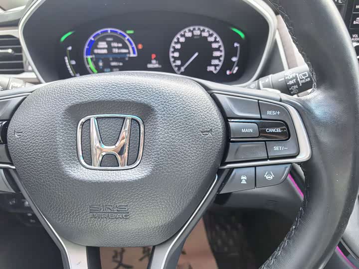 Фото 22 - Honda Odyssey
