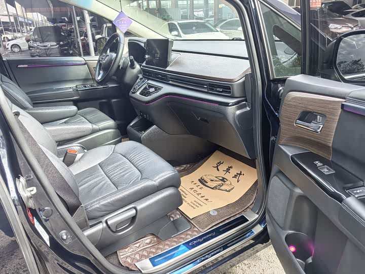 Фото 5 - Honda Odyssey