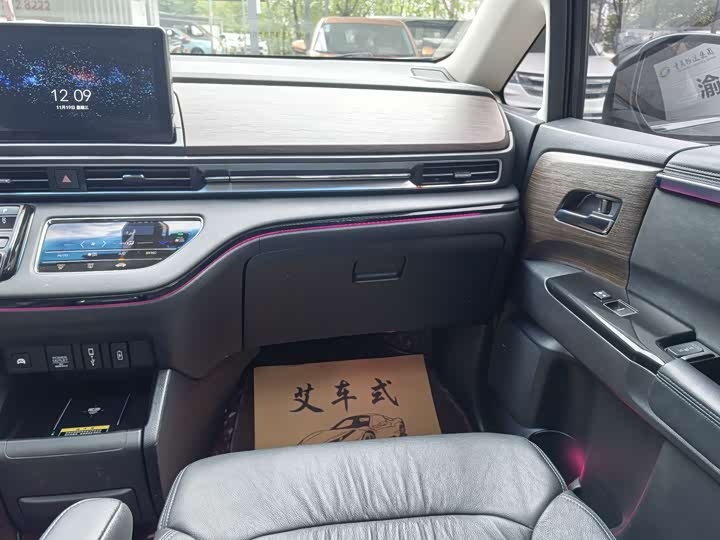 Фото 8 - Honda Odyssey