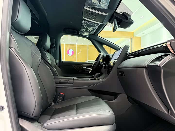 Фото 12 - Toyota Alphard