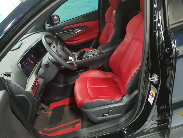 Фото 15 - Changan UNI-T