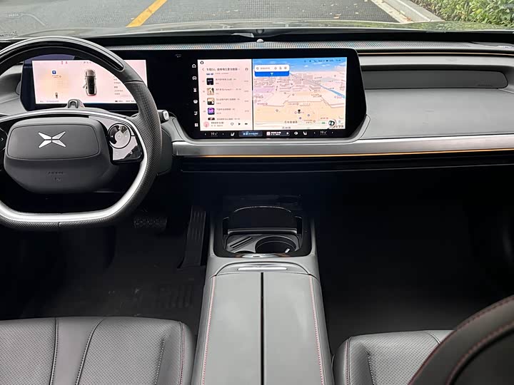 Фото 17 - XPeng P7