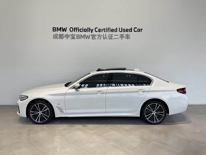 Фото 3 - BMW 5 Series